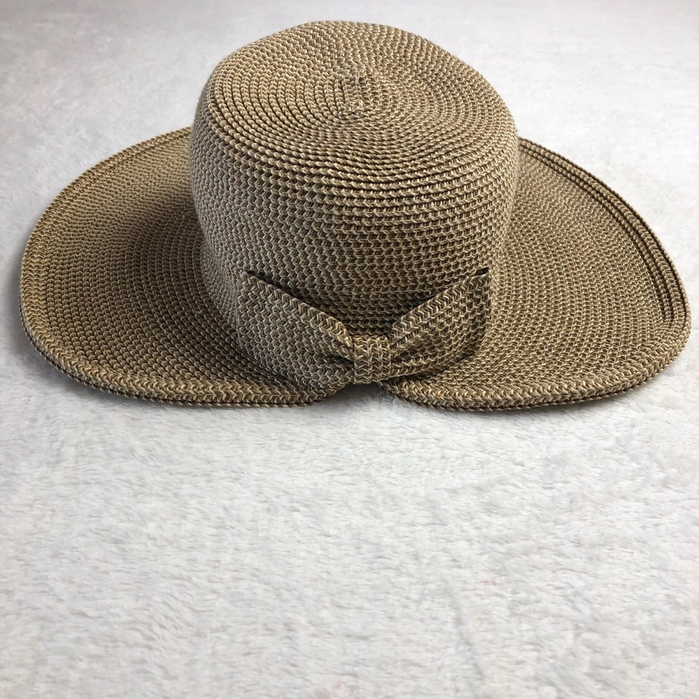 Nine West hat